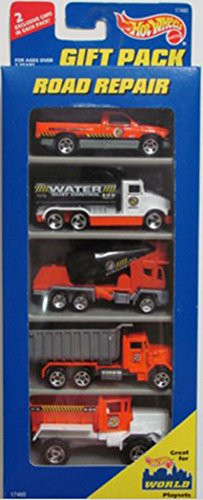 Hot Wheels Road Repair Gift Pack 5 car set 1:64 Scale