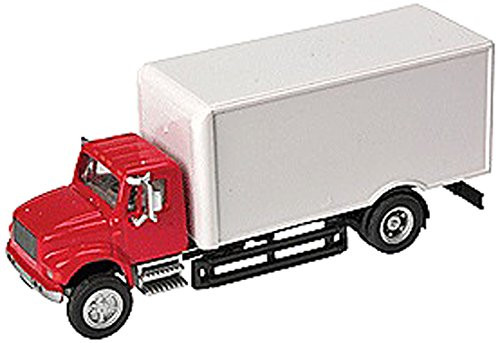 Walthers SceneMaster International 4900 1-Axle Van, Red/White
