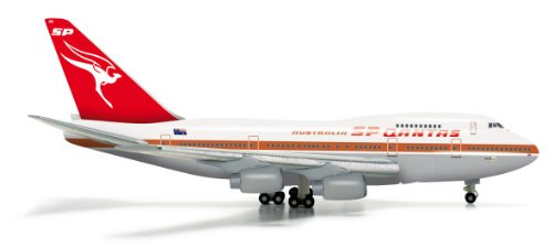 Daron Herpa Qantas 747SP Old Livery Diecast Aircraft, 1:500 Scale