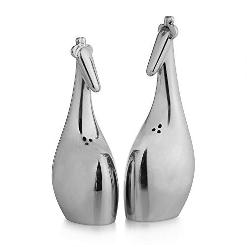 Nambe Savana Salt & Pepper Shakers, Giraffes