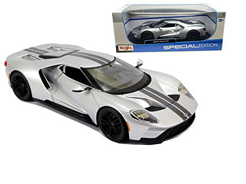 Ford 2017 GT Silver 1/18 by Maisto 31384