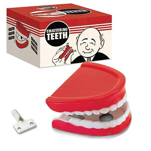 Wind-up Chattering Teeth Novelty April Fools Classic Gag Toy