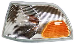 TYC 18-5280-00 Volvo Front Driver Side Replacement Parking/Signal Lamp Assembly