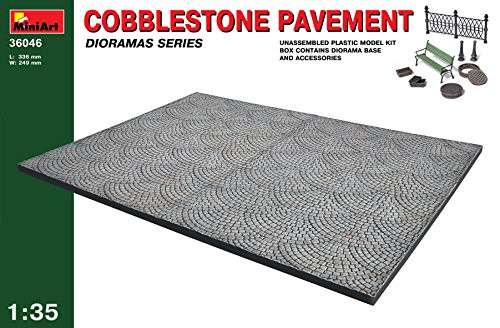 Miniart 1:35 - Cobblestone Pavement