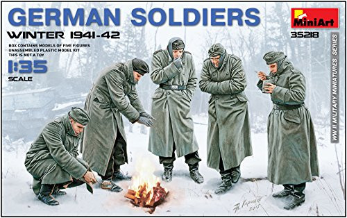 1:35 German Soldiers 1941-42 Model Kit