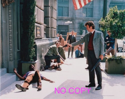 "Dirty Harry" Clint Eastwood, Photo 8x10, #2051