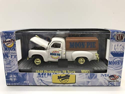 M2 Machines Limited Chase Car with Gold Or Special Wheels & Unique Design Moonpie 1949 Studebaker 2R Truck 1:64 Scale MN01 13-01 White/Blue/Brown Details Like NO Other!