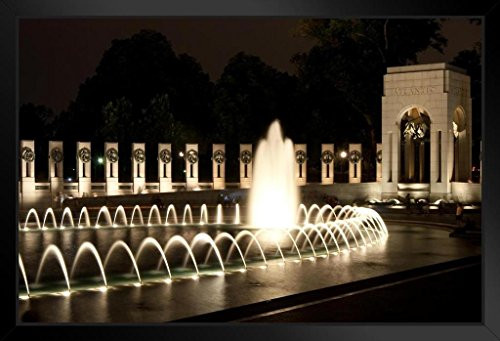 World War II Memorial at Night Washington DC Photo Art Print Framed Poster 20x14 inch