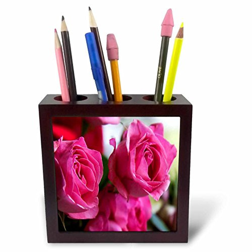 3dRose ph_6903_1 Three Pink Roses-Tile Pen Holder, 5-Inch