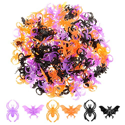 200 Pieces Halloween Spider Rings Plastic Bat Rings Trick or Treat Halloween Party Favors, Black Purple and Orange