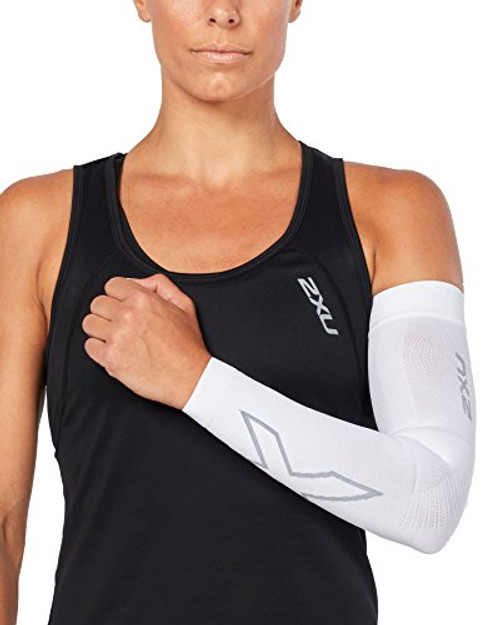 2XU Compression Flex Arm Sleeve - X-Small - White/Grey 2XU Compression Flex Arm Sleeve - X-Small - White/Grey