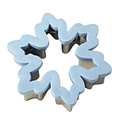 Wilton Snowflake Comfort Grip Cookie Cutter Wilton Snowflake Comfort Grip Cookie Cutter