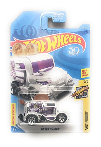 Hot Wheels 2018 50th Anniversary Fast Foodie Roller Toaster (Toaster Car) 69/365, Chrome