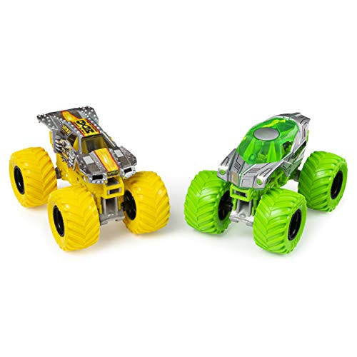 Monster Jam, Official Max D vs. Alien Invasion Die-Cast Monster Trucks, 1:64 Scale, 2 Pack