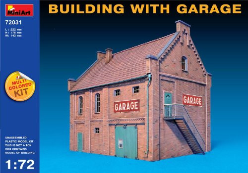 Miniart 1:72 - Building With Garage (multi Coloured Kit) (min72031)