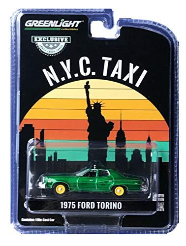 Green Machine 30058 1975 Ford Torino - New York City NYC Taxi (Hobby Exclusive) 1:64 Scale Greenlight Chase
