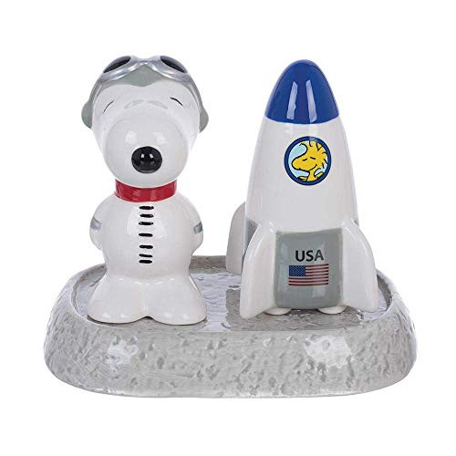 Vandor Peanuts NASA Astronaut Snoopy Salt & Pepper Shakers