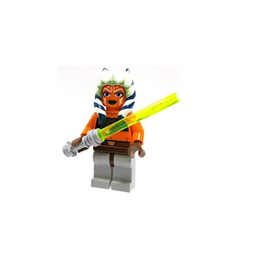 LEGO Star Wars Minifigure Ahsoka with Lightsaber Clone Wars LEGO Star Wars Minifigure Ahsoka with Lightsaber Clone Wars