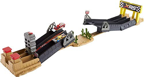 Disney Pixar Cars XRS Drag Racing Playset Disney Pixar Cars XRS Drag Racing Playset