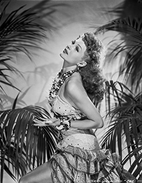 Rita Hayworth Side View Chin Up Pose Photo Print (8 x 10) Rita Hayworth Side View Chin Up Pose Photo Print (8 x 10)