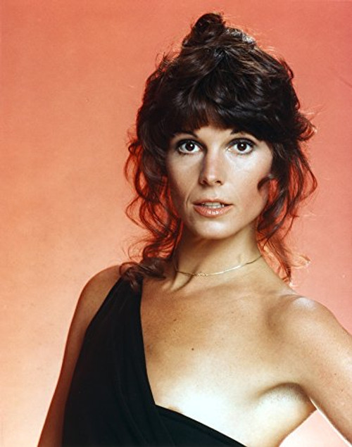 Susan St James Side View Close-up Portrait Photo Print (8 x 10) Susan St James Side View Close-up Portrait Photo Print (8 x 10)