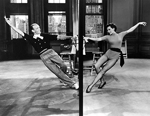 Posterazzi EVCMCDBAWAEC001LARGE The Band Wagon, Fred Astaire, CYD Charisse, 1953 Photo Print, 16 x 20, Multi