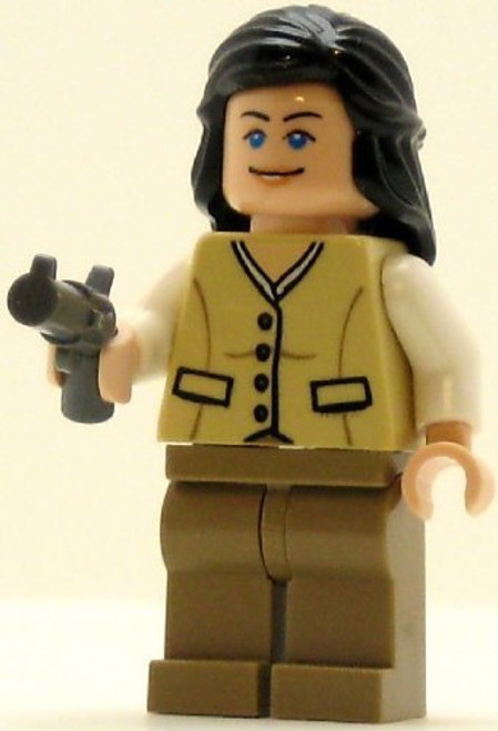LEGO Indiana Jones Minifig Marion Ravenwood Tan Outfit LEGO Indiana Jones Minifig Marion Ravenwood Tan Outfit