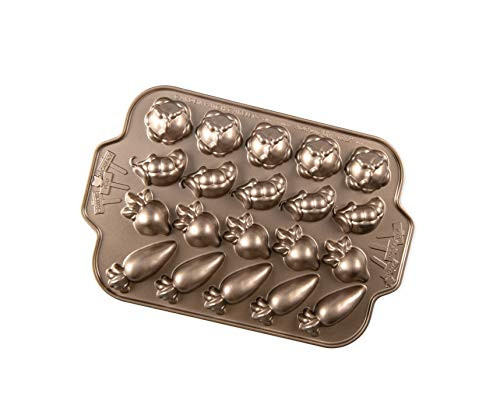 Nordic Ware Garden Patch Cast Aluminum Pan, 2 Cup Capacity, Toffee