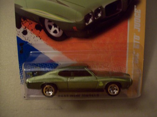 Hot Wheels 2011 New Models Green 1970 Pontiac GTO Judge