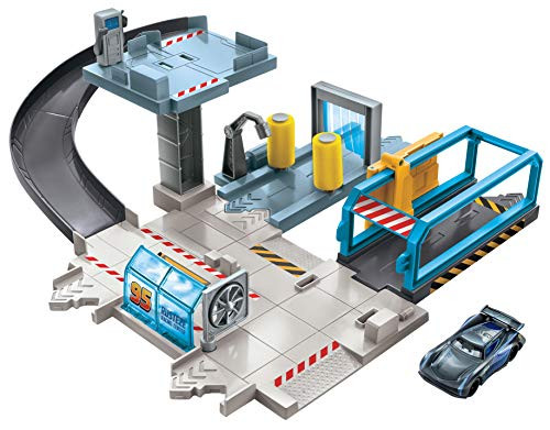 Disney Pixar Cars Rust-eze Tune-Up Center with Jackson Storm