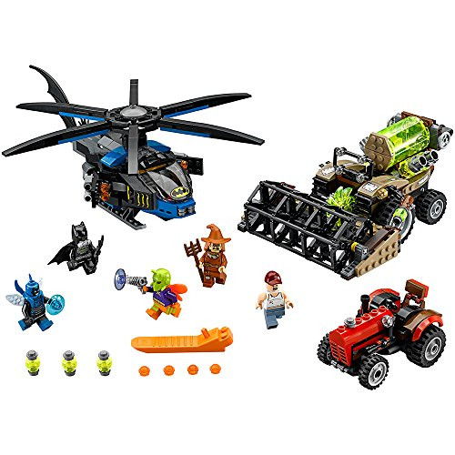 LEGO Super Heroes 76054 Batman: Scarecrow Harvest of Fear Building Kit (563 Piece)