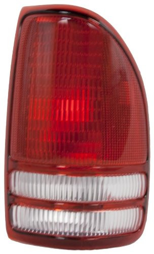 OE Replacement Dodge Dakota Passenger Side Taillight Lens/Housing (Partslink Number CH2801126)