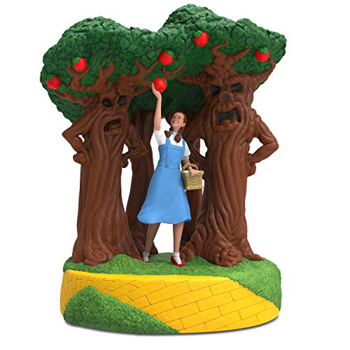 Hallmark Keepsake 2017 THE WIZARD OF OZ A Few Bad Apples Sound Christmas Ornament