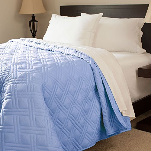 Bedford Home Solid Color Bed Quilt, King, Blue
