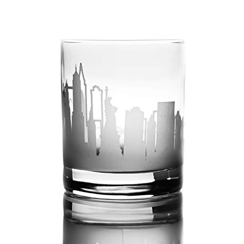Greenline Goods Whiskey Glasses - 10 Oz Tumbler for New York Lovers (Single Glass) | Etched with New York Skyline | Old Fashioned Rocks Glass