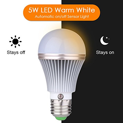 cjc E27 LED Dusk to Dawn Sensor Light Bulbs Built-in Photosensor Detection Auto Switch Light Indoor/Outdoor Lighting Lamp for Porch Hallway Patio Garage (5W 450Lumens, Warm White 3000K)