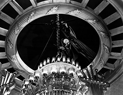 Posterazzi Phantom Of The Opera Claude Rains 1943 Chandelier Photo Poster Print, (14 x 11)