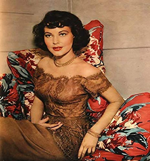 Posterazzi DAP11989 Ava Gardner - Red Pillows Photo Print, 8 x 10, Multi