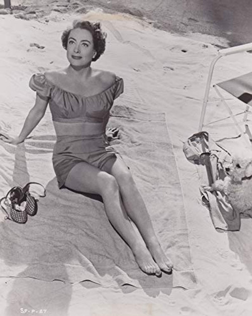Posterazzi DAP18702 Joan Crawford - Sitting on Beach Towel Photo Print, 8 x 10, Multi Posterazzi DAP18702 Joan Crawford - Sitting on Beach Towel Photo Print, 8 x 10, Multi