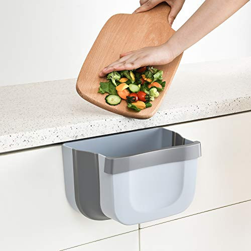 SUBEKYU 1.2 Gal/4.5L Hanging Folding Mini Trash Can for Kitchen Cabinet Door, Small Collapsible Garbage Bin Under Sink, Wall Mounted Folding Waste Bin, Plastic, Gray