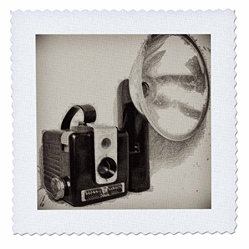 3dRose qs_20728_2 Picture of a Vintage 1950s Camera with Bulb Flash Quilt Square, 6 by 6-Inch