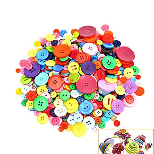 700 PCS Assorted Mixed Color Resin Buttons 2 and 4 Holes Round Craft for Sewing DIY Crafts Children's Manual Button Painting,DIY Handmade Ornament