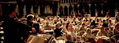 Posterazzi Tourists Listening To A Violinist At A Sidewalk Cafe Venice Italy Poster Print, (18 x 7)