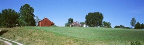 Posterazzi Barn in a field Missouri USA Poster Print, (18 x 6)