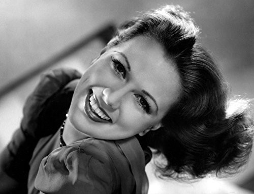 Posterazzi EVCPBDELPOEC036HLARGE Eleanor Powell Portrait Photo Print, 20 x 16