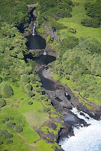 Posterazzi Hawaii Maui Haleakala National Park Seven Sacred Pools Also Know As Oheo Gulch Poster Print, (11 x 17)