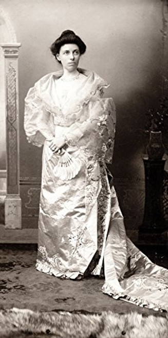 Posterazzi Mrs. William Howard TAFT 1901-03 Poster Print by Science Source, (18 x 24), Varies Posterazzi Mrs. William Howard TAFT 1901-03 Poster Print by Science Source, (18 x 24), Varies