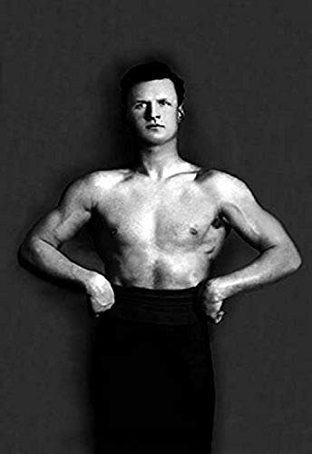 Buyenlarge 0-587-03994-9-P1218 Bodybuilder in Pants with Bared Torso Paper Poster, 12" x 18"