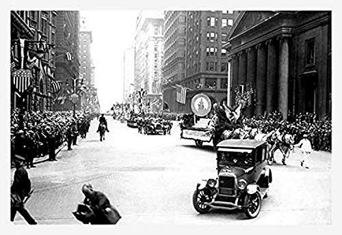 Buyenlarge 0-587-08467-7-P1218 Philadelphia Parade #1" Paper Poster, 12" x 18"