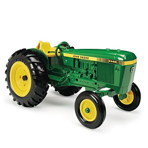 TOMY John Deere 1/16 2440 Tractor